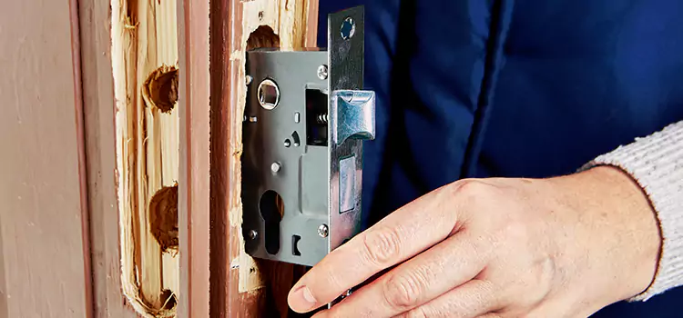 Garage Door Lock Replacement Port Charlotte